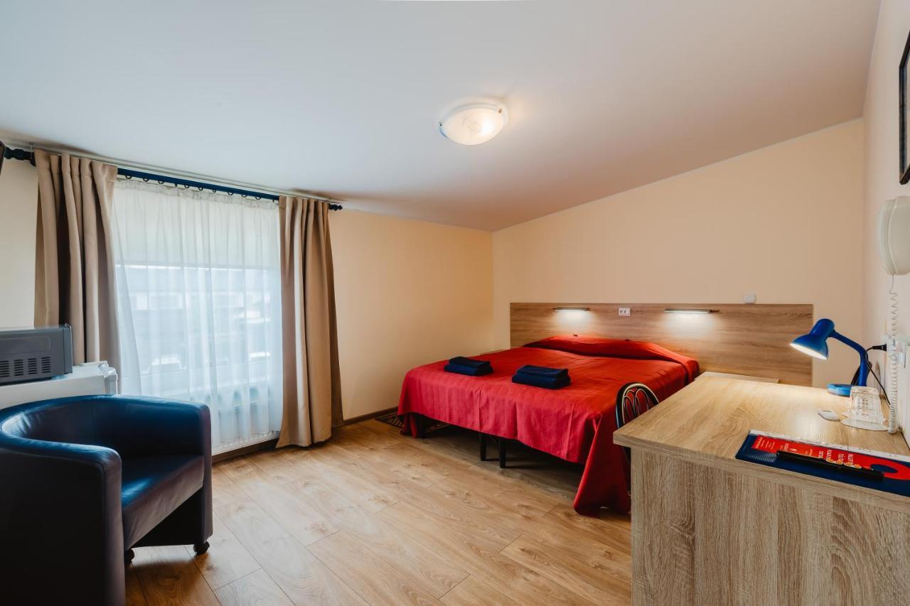 Aleksandri Hotel Тарту Екстер'єр фото