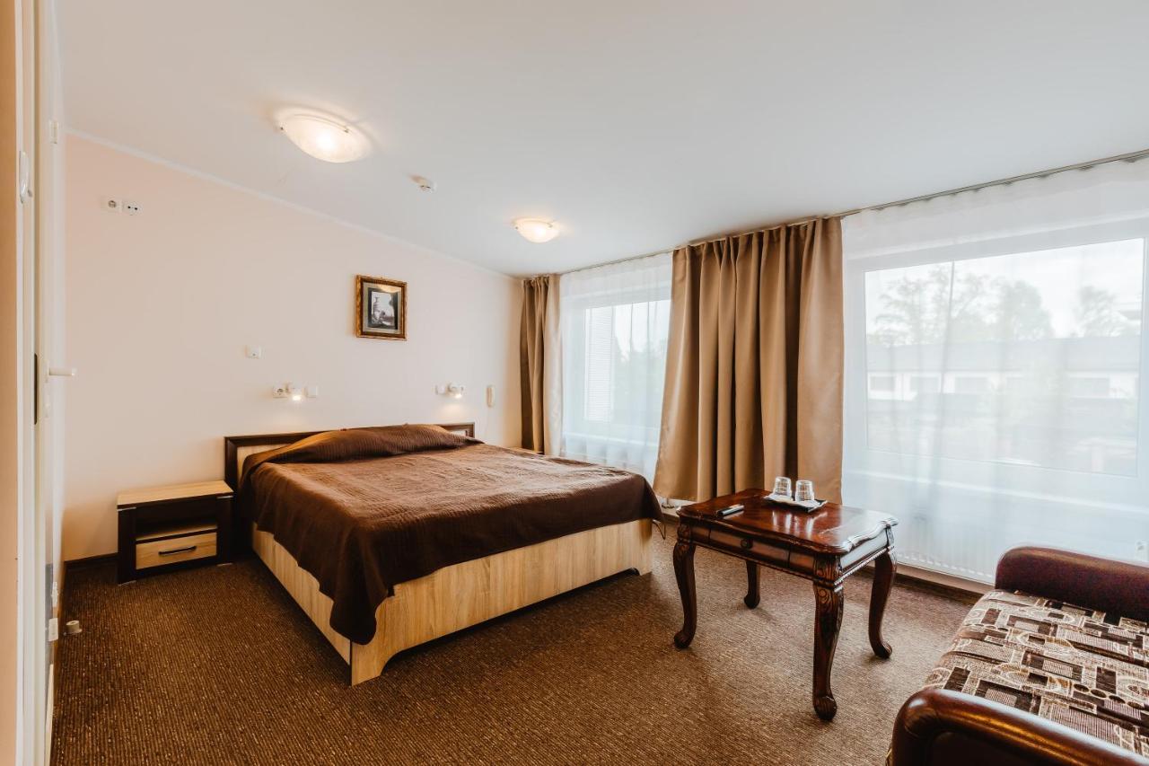 Aleksandri Hotel Тарту Екстер'єр фото