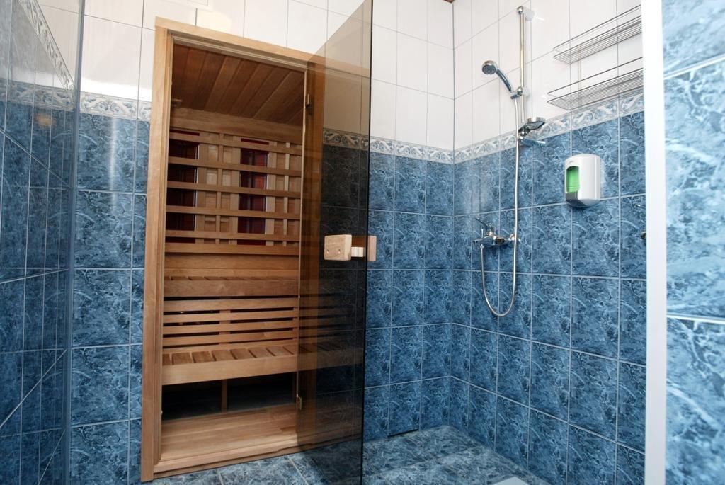 Aleksandri Hotel Тарту Екстер'єр фото