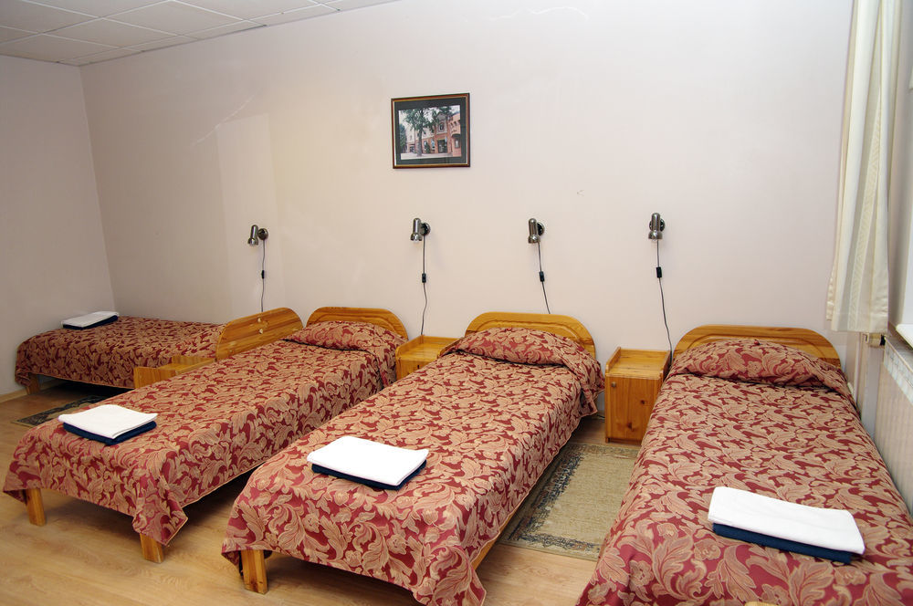 Aleksandri Hotel Тарту Екстер'єр фото