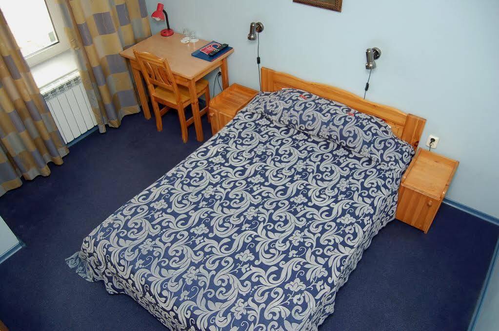 Aleksandri Hotel Тарту Екстер'єр фото